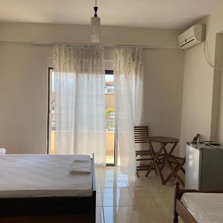 Niko'S Apartments Саранда Екстер'єр фото